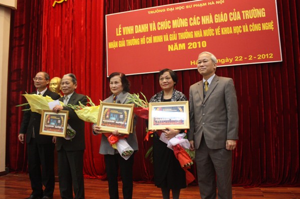 Đại học Sư phạm Hà Nội vinh danh nhà giáo nhận giải thưởng Hồ Chí Minh